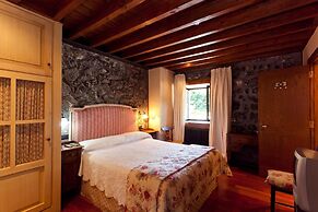 Hotel Antsotegi