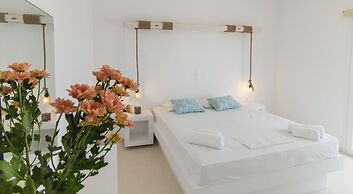 Colosseo Studios & Apartments