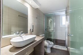 Colosseo Studios & Apartments