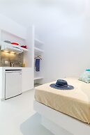 Colosseo Studios & Apartments