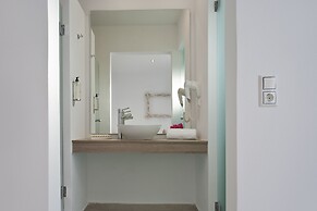 Colosseo Studios & Apartments