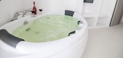 Colosseo Studios & Apartments