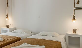 Colosseo Studios & Apartments