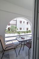 Colosseo Studios & Apartments