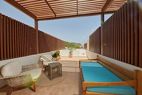Cala San Miguel Ibiza Resort, Curio Collection by Hilton