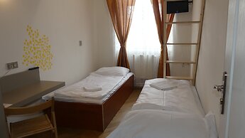 AKÁT Pension & Apartments