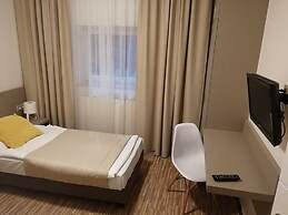 AKÁT Pension & Apartments