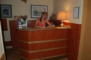 AKÁT Pension & Apartments