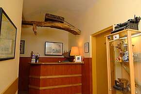 AKÁT Pension & Apartments