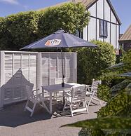 Amross Court Motor Lodge