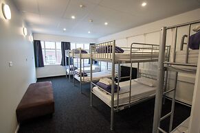 Hotel Waterloo & Backpackers