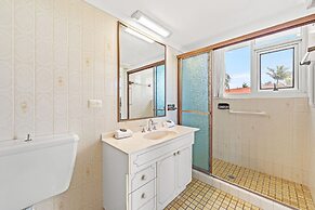 Southern Cross Beachfront Holiday Apartments