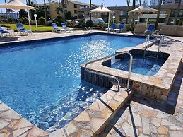 Southern Cross Beachfront Holiday Apartments