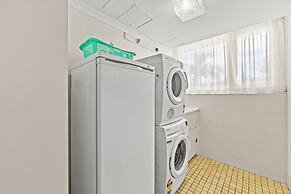 Southern Cross Beachfront Holiday Apartments