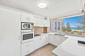 Southern Cross Beachfront Holiday Apartments