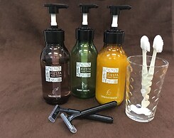 Weekly Harborview Mansion - Main Building