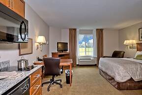 Candlewood Suites Burlington South by IHG