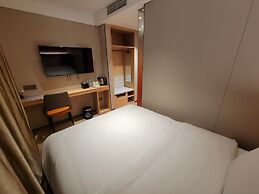 Baiyun City Hotel