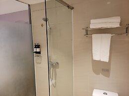 Baiyun City Hotel