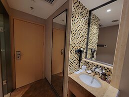 Baiyun City Hotel