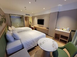 Baiyun City Hotel
