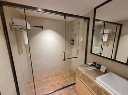Baiyun City Hotel