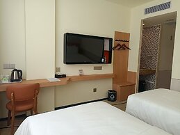 Baiyun City Hotel