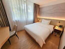 Baiyun City Hotel