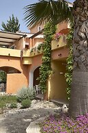 Agave Apartments