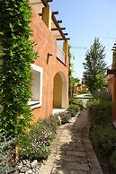 Agave Apartments