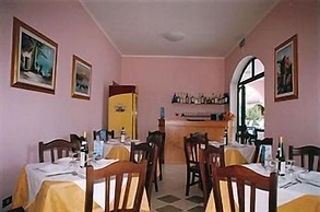 Residence Hotel Villa Laura