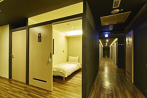 Single inn kaohsiung Lisen Hostel