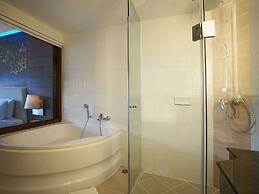 Novotel Phuket Vintage Park