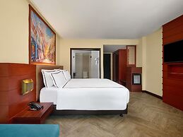 Novotel Phuket Vintage Park