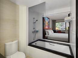 Novotel Phuket Vintage Park