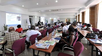 Afrique Suites Hotel