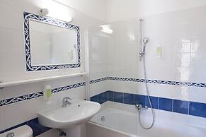 Motel Capsol