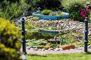 Gasper Business & Garden Hotel