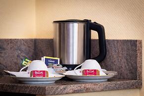 Gasper Business & Garden Hotel