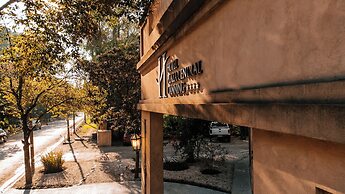 Hotel Plaza Central Canning