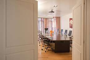 Hotel Plaza Central Canning