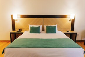 Hotel Plaza Central Canning