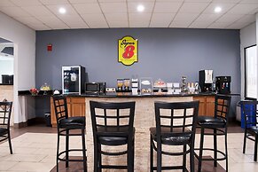 Super 8 by Wyndham Garysburg/Roanoke Rapids