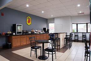 Super 8 by Wyndham Garysburg/Roanoke Rapids