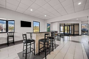 Super 8 by Wyndham Garysburg/Roanoke Rapids