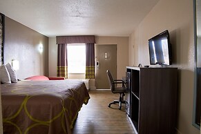 Super 8 by Wyndham Garysburg/Roanoke Rapids