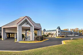 Super 8 by Wyndham Garysburg/Roanoke Rapids
