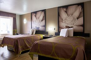 Super 8 by Wyndham Garysburg/Roanoke Rapids