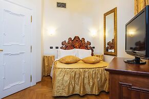 Charles Bridge Palace