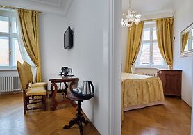 Charles Bridge Palace